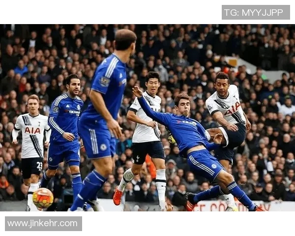 曼联对阵热刺精彩直播入口抢先看全场比赛精彩瞬间不容错过